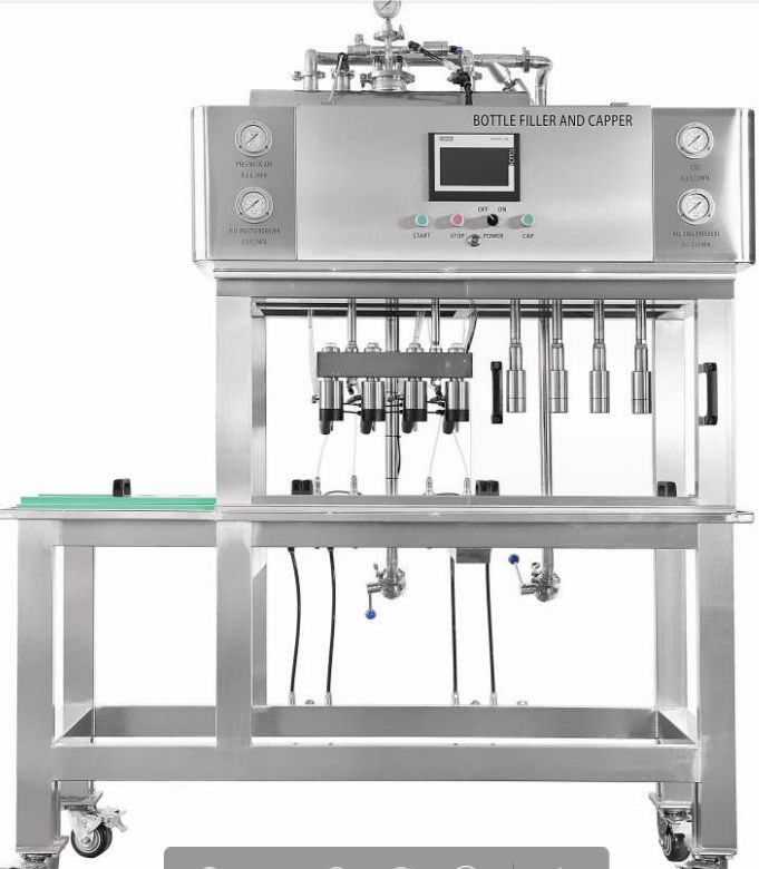 four head of bottle filling and sealing machine