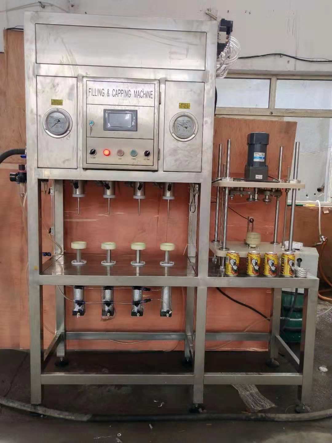 small capacity of bottling machine