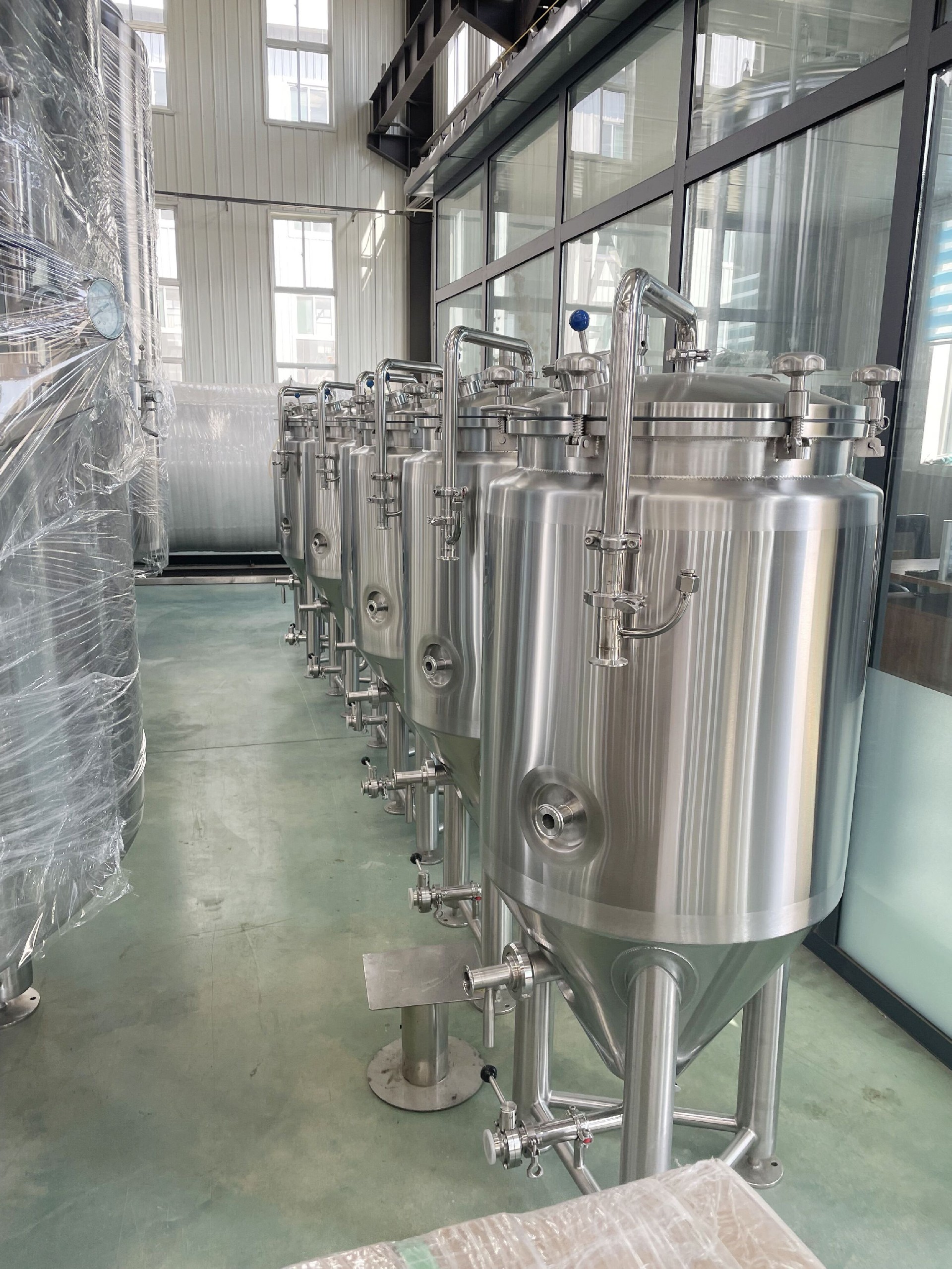 500L beer fermenter.jpg